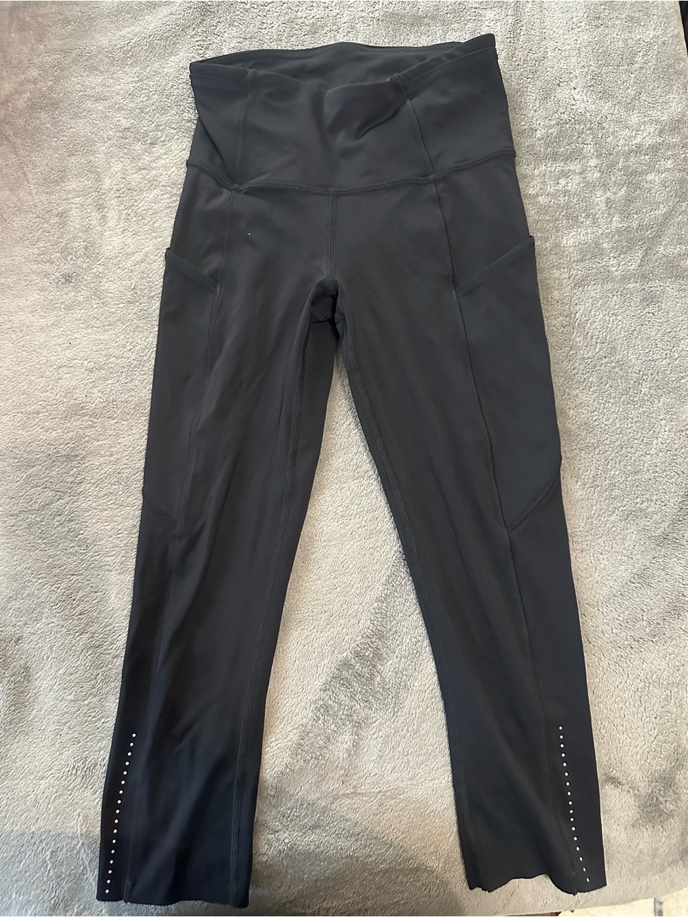 lululemon athletica Black High-Rise Performance Leggings with Side Pockets